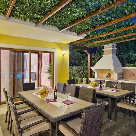 Star Ferienhaus Pula